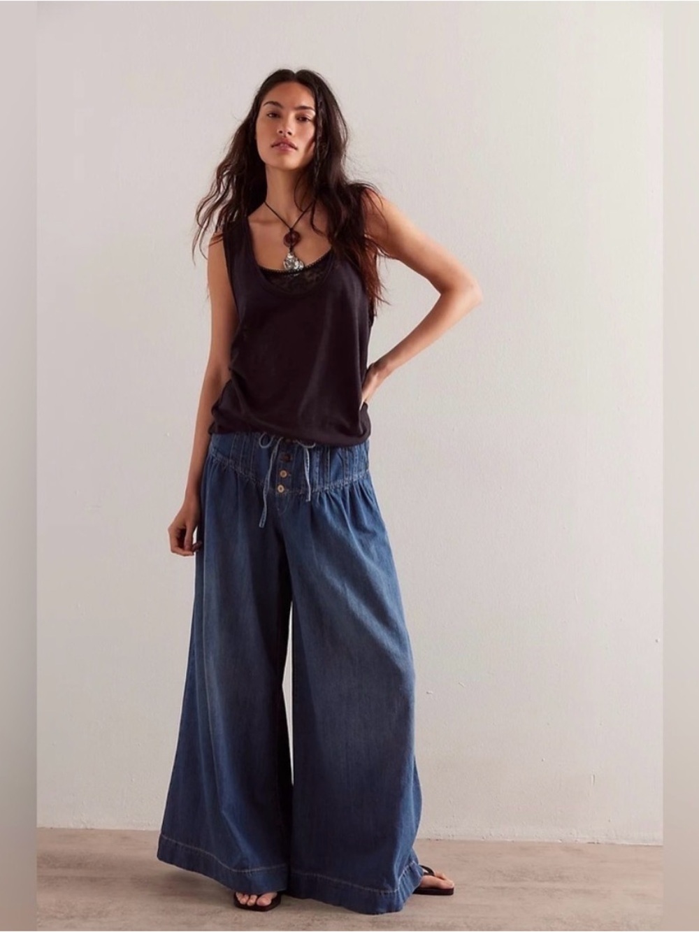 New Free People We The Free Forget Me Knot Pull-On Jeans Size S - Picture 6 of 12